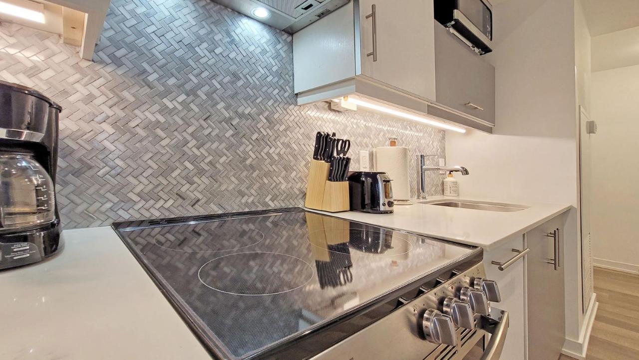 Lovely 3 Bedrooms In University Of טורונטו מראה חיצוני תמונה
