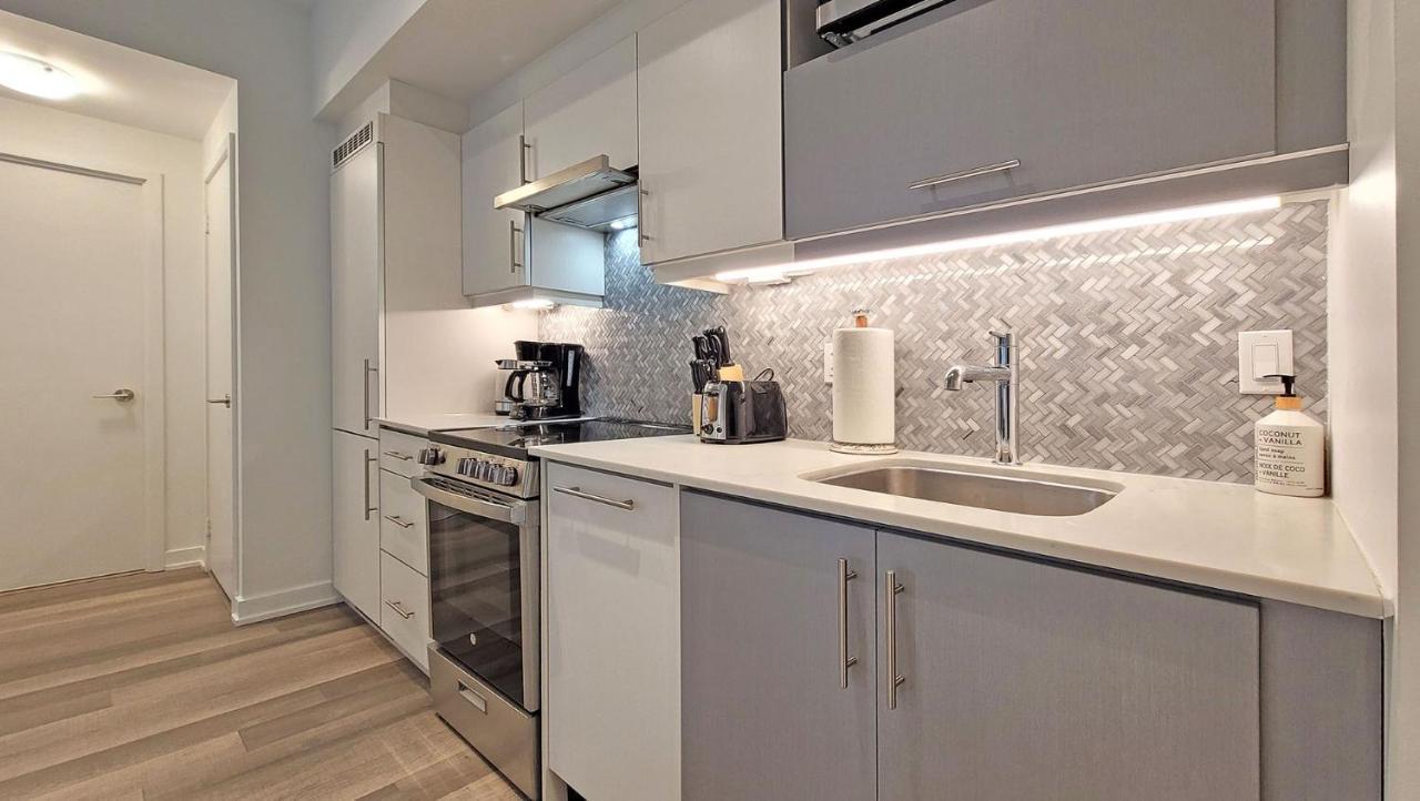 Lovely 3 Bedrooms In University Of טורונטו מראה חיצוני תמונה