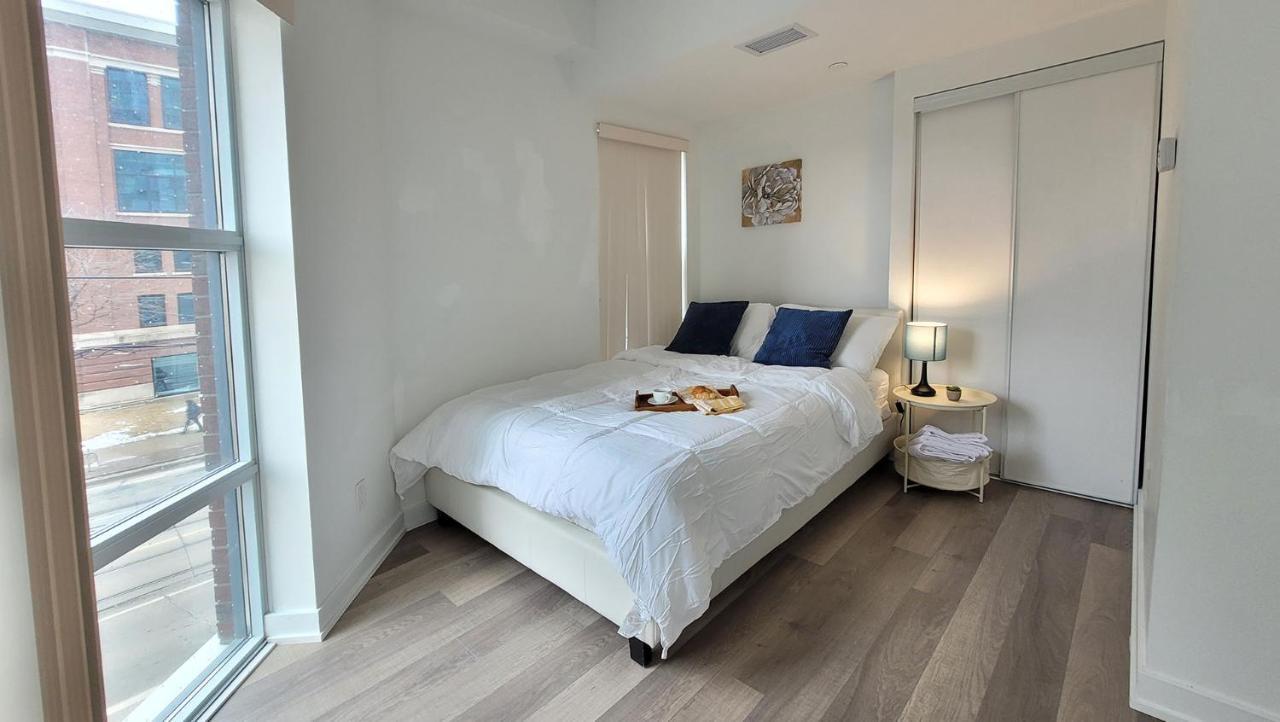 Lovely 3 Bedrooms In University Of טורונטו מראה חיצוני תמונה