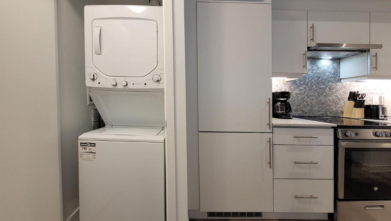 Lovely 3 Bedrooms In University Of טורונטו מראה חיצוני תמונה