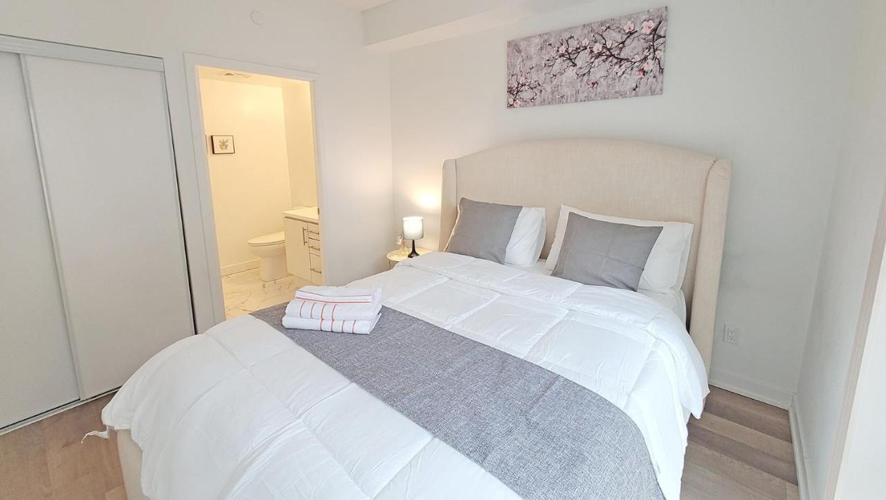 Lovely 3 Bedrooms In University Of טורונטו מראה חיצוני תמונה