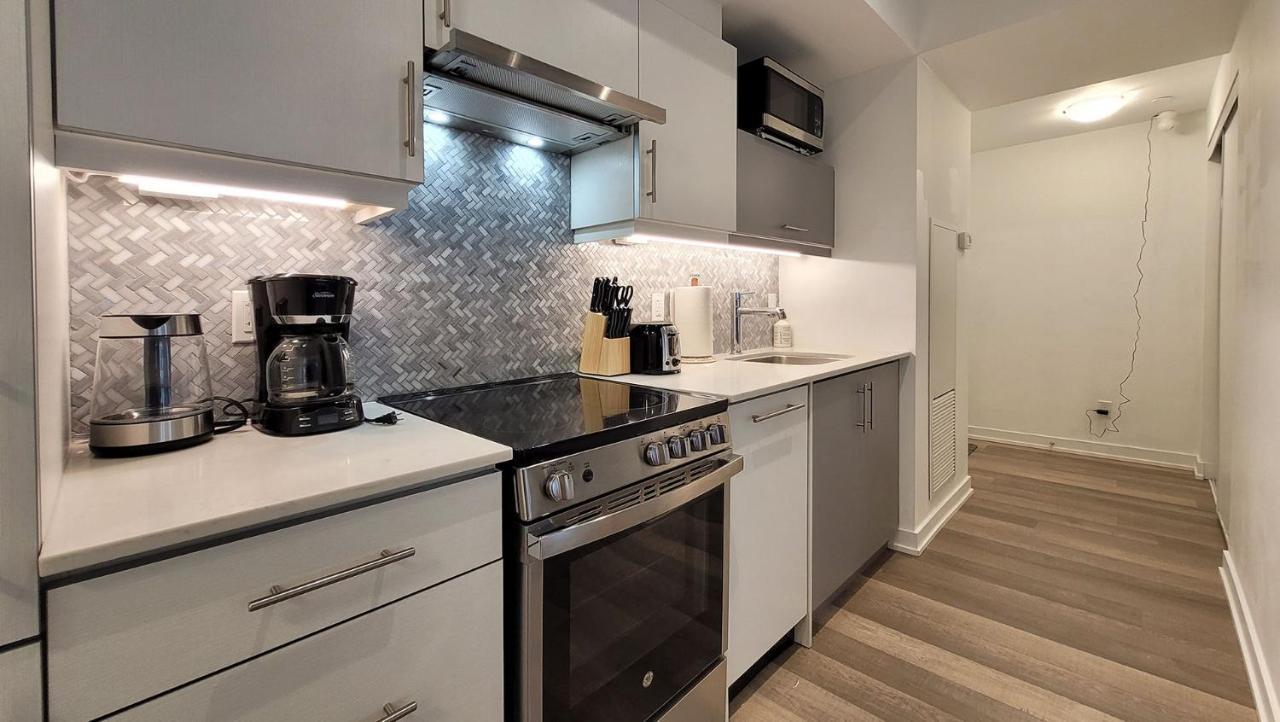Lovely 3 Bedrooms In University Of טורונטו מראה חיצוני תמונה