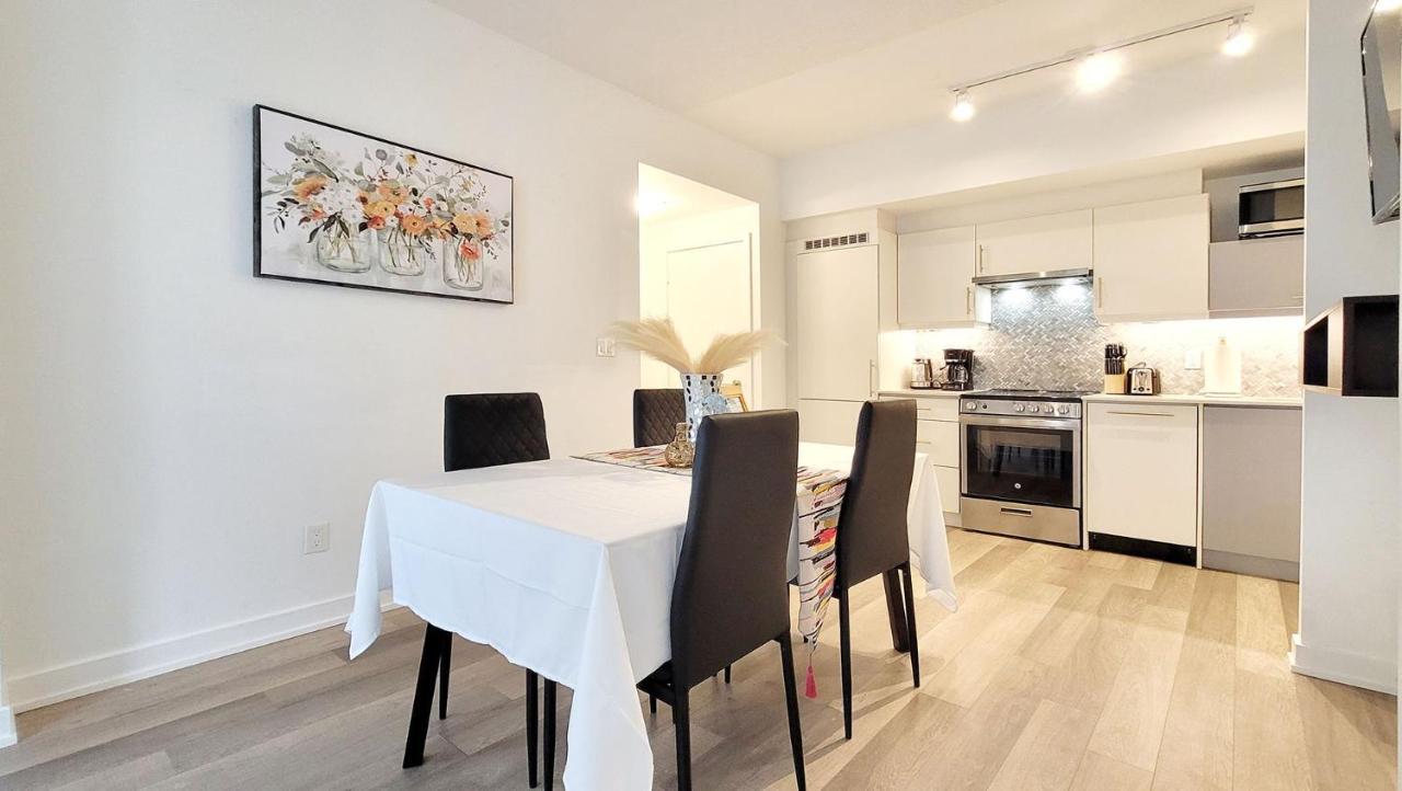 Lovely 3 Bedrooms In University Of טורונטו מראה חיצוני תמונה